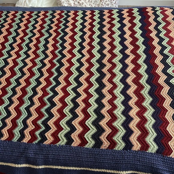 Colorful Handmade hand knit Chevron bed spread throw blanket - Picture 9 of 16